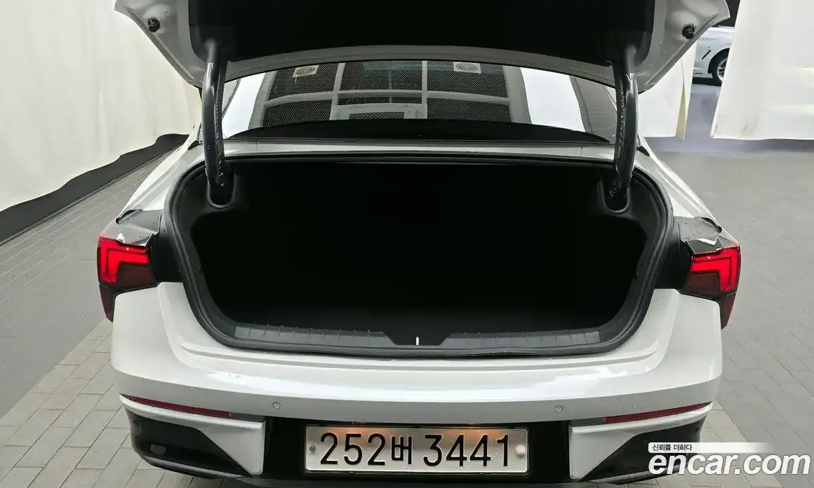 Kia K5 2024 2.0 Автомат в Москве № 519390, фото 20