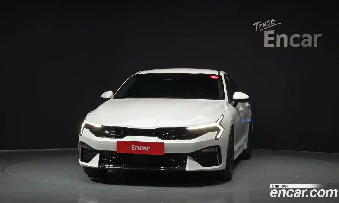 Kia K5 2024 2.0 Автомат в Москве № 519390, фото 3