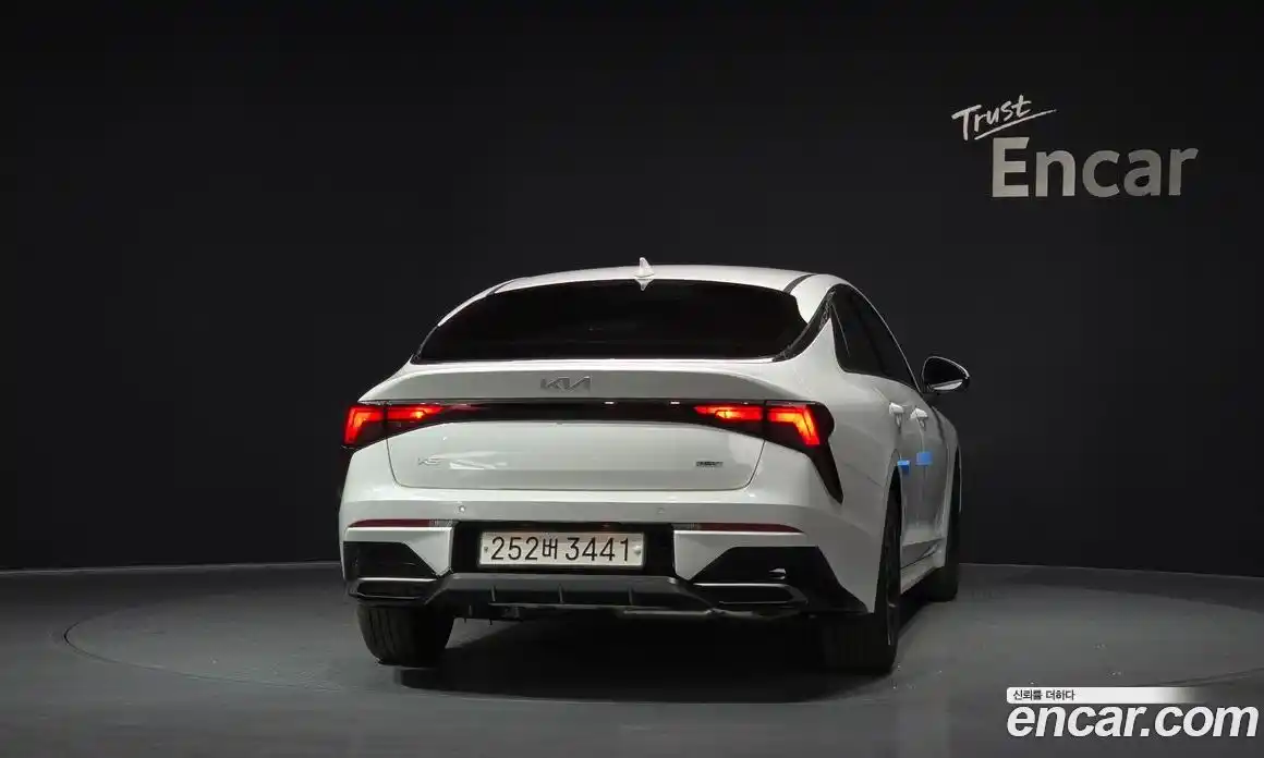 Kia K5 2024 2.0 Автомат в Москве № 519390, фото 4