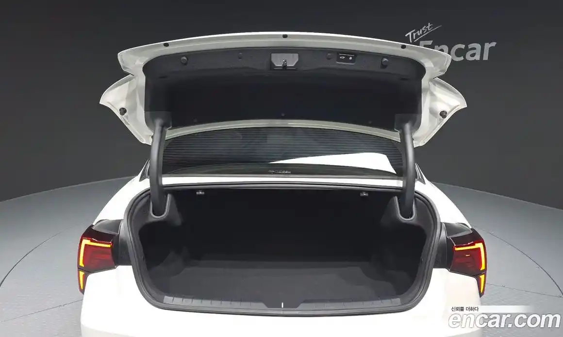 Kia K5 2024 2.0 Автомат в Москве № 519866, фото 20