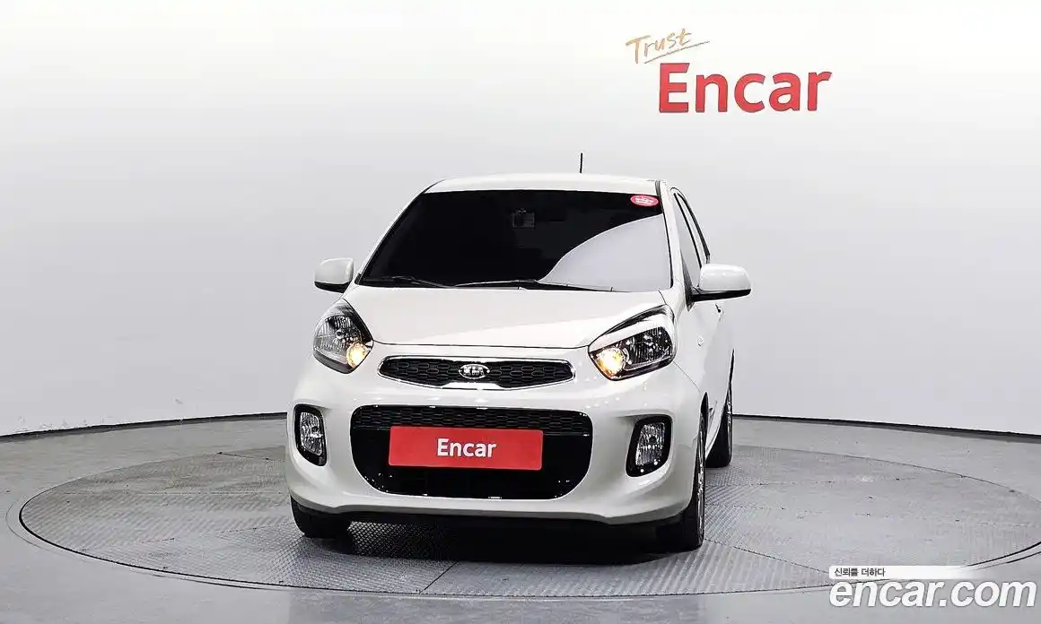 Kia Morning 2016 1.0 Автомат в Москве № 520033, фото 3