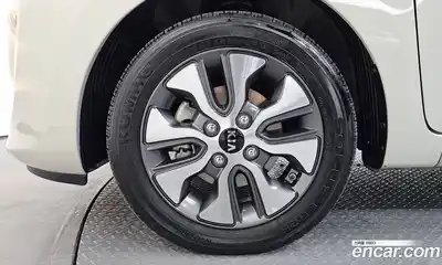 Kia Morning 2016 1.0 Автомат в Москве № 520033, миниатюра 5