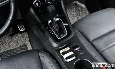 Renault XM3 2023 1.3 Автомат в Москве № 520410, миниатюра 9