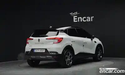 Renault Captur 2021 1.3 Автомат в Москве № 520419, миниатюра 2