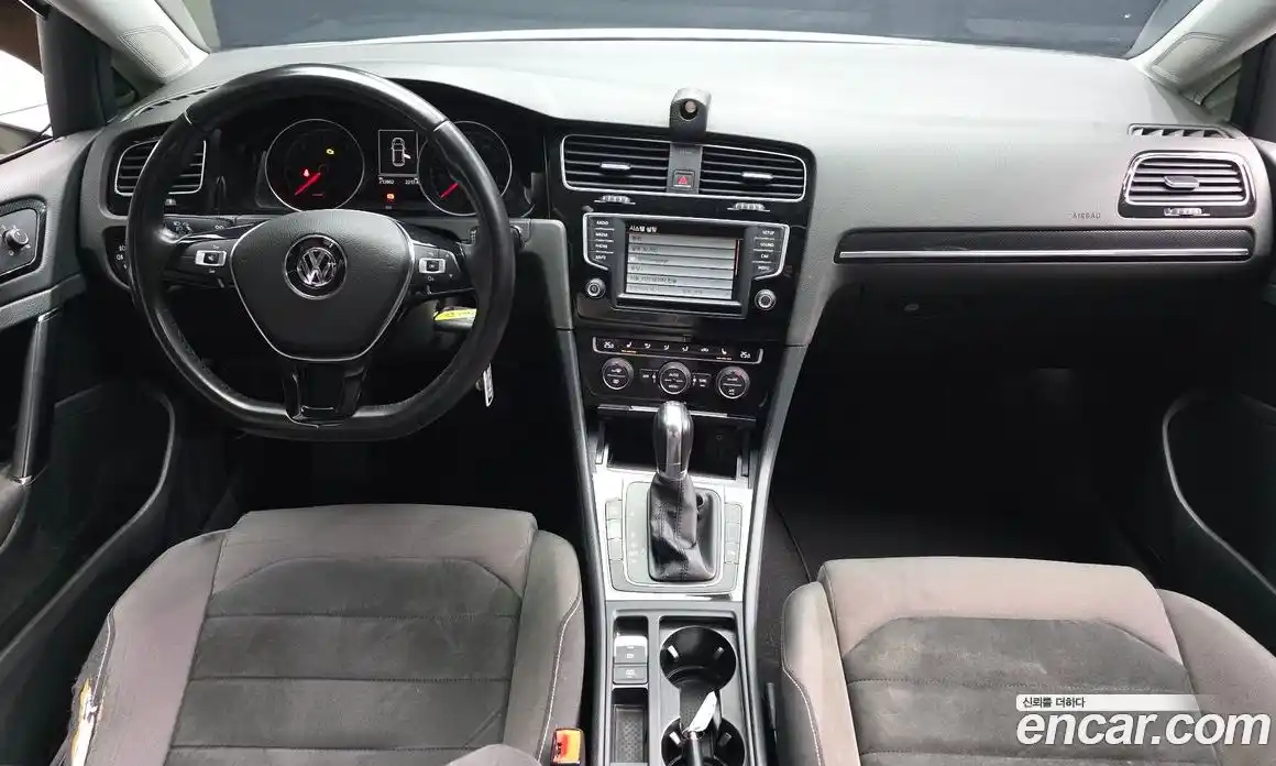 Volkswagen Golf 2016 2.0 Автомат в Москве № 520831, фото 7