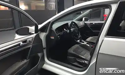 Volkswagen Golf 2016 2.0 Автомат в Москве № 520831, миниатюра 10