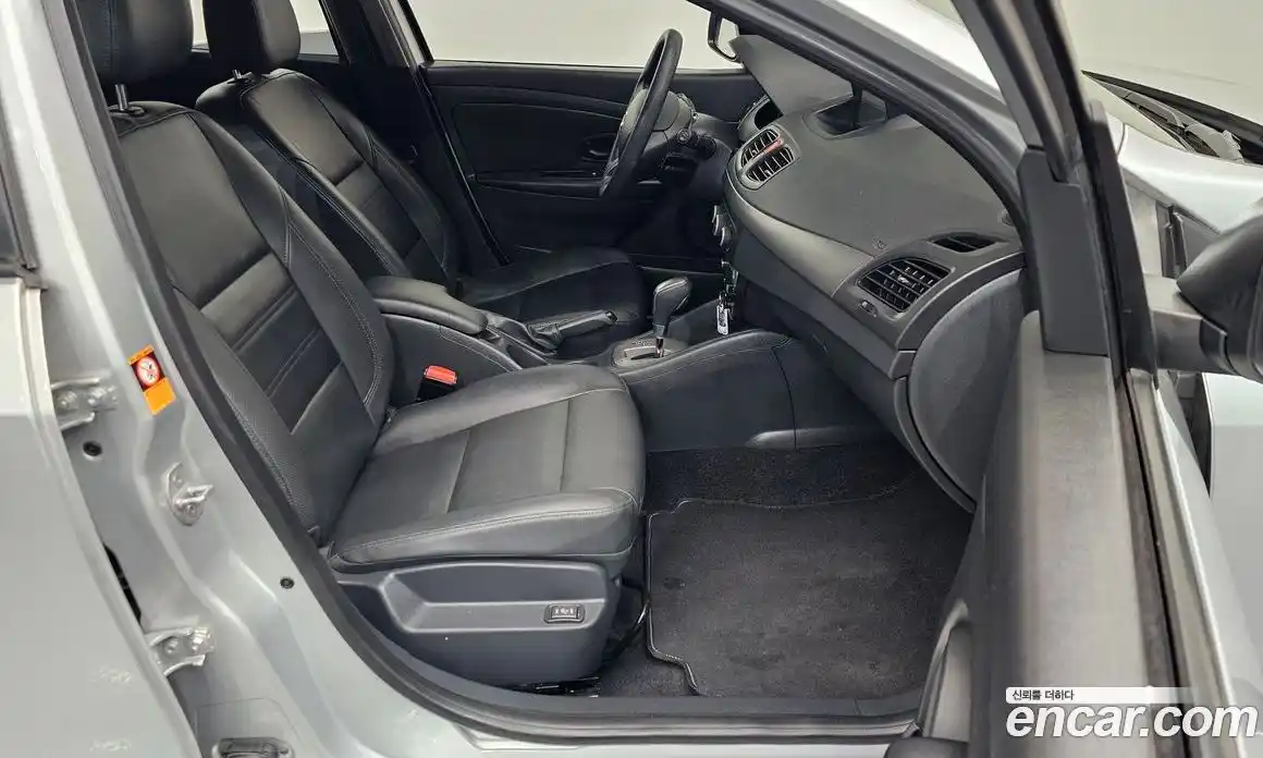 Renault SM3 2019 1.6 Автомат в Москве № 521094, фото 10