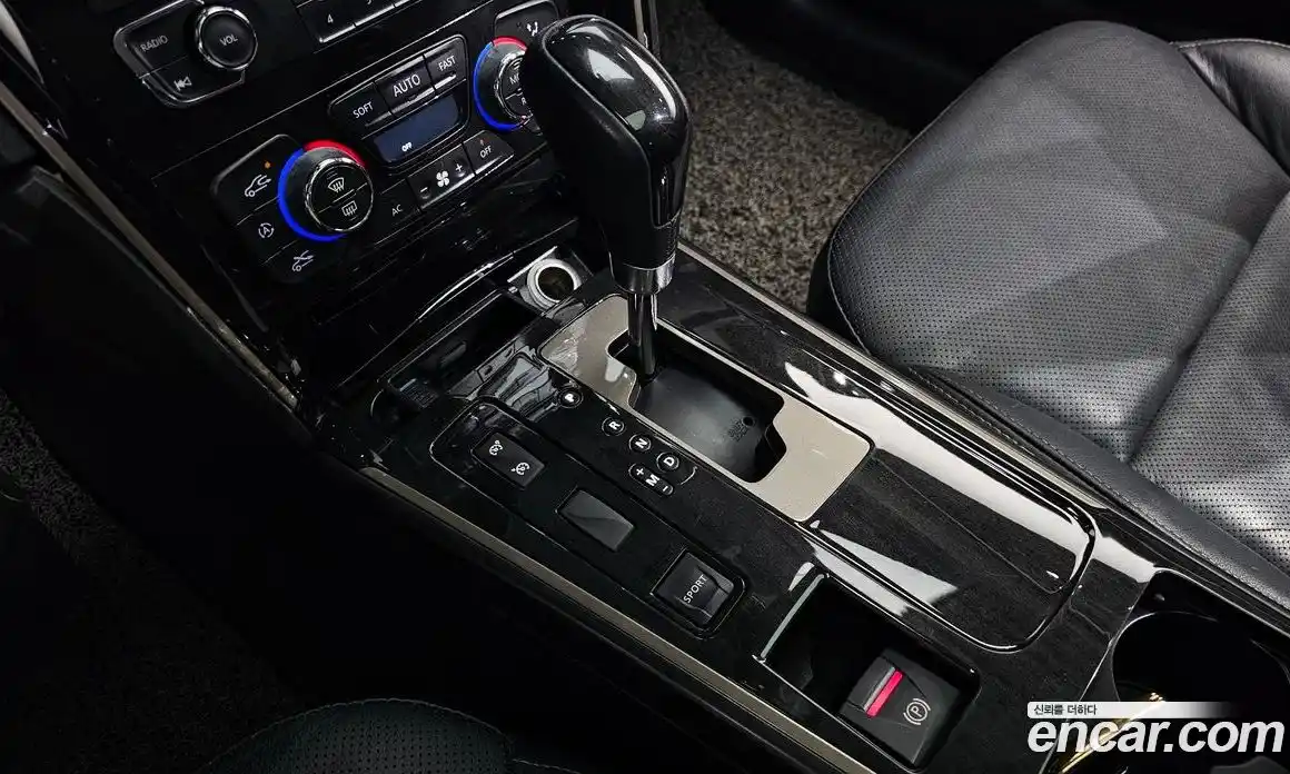 Renault SM7 2015 2.5 Автомат в Москве № 521378, фото 9