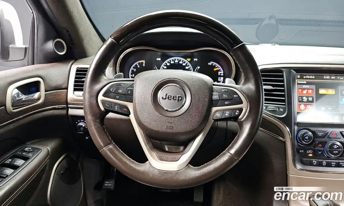 Jeep Cherokee 2016 3.0 Автомат в Москве № 522326, фото 13