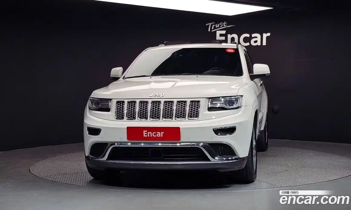 Jeep Cherokee 2016 3.0 Автомат в Москве № 522326, фото 3