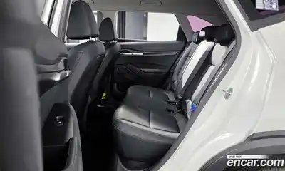 Kia Seltos 2022 1.6 Автомат в Москве № 522511, миниатюра 11