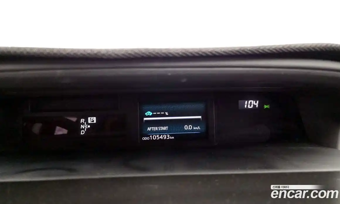 Toyota Prius 2015 1.8 Автомат в Москве № 524457, фото 8