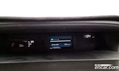 Toyota Prius 2015 1.8 Автомат в Москве № 524457, миниатюра 8