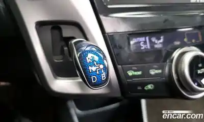 Toyota Prius 2015 1.8 Автомат в Москве № 524457, миниатюра 9