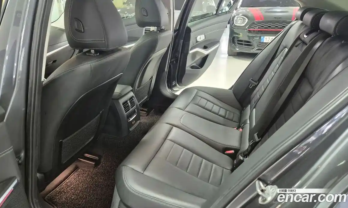 BMW 3-Series 2021 2.0 Автомат в Москве № 526508, фото 11