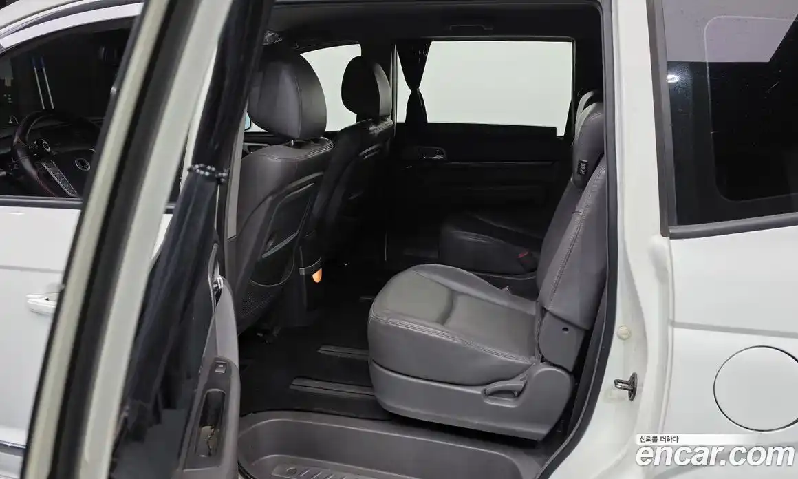 SsangYong Korando 2015 2.0 Автомат в Москве № 526886, фото 20