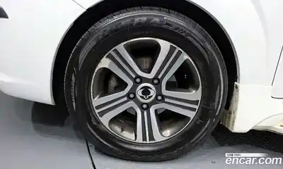 SsangYong Korando 2015 2.0 Автомат в Москве № 526886, миниатюра 5