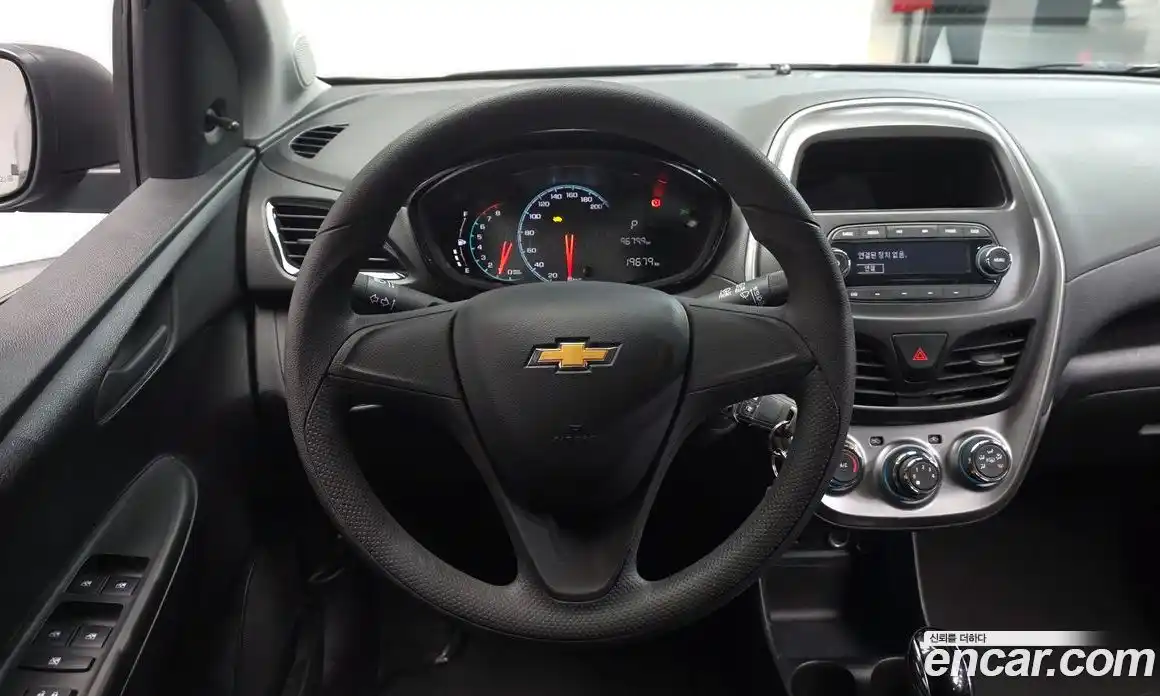 Chevrolet Spark 2018 1.0 Автомат в Москве № 527441, фото 13