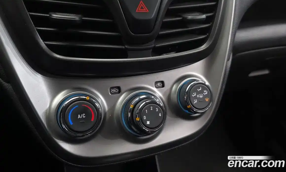 Chevrolet Spark 2018 1.0 Автомат в Москве № 527441, фото 18