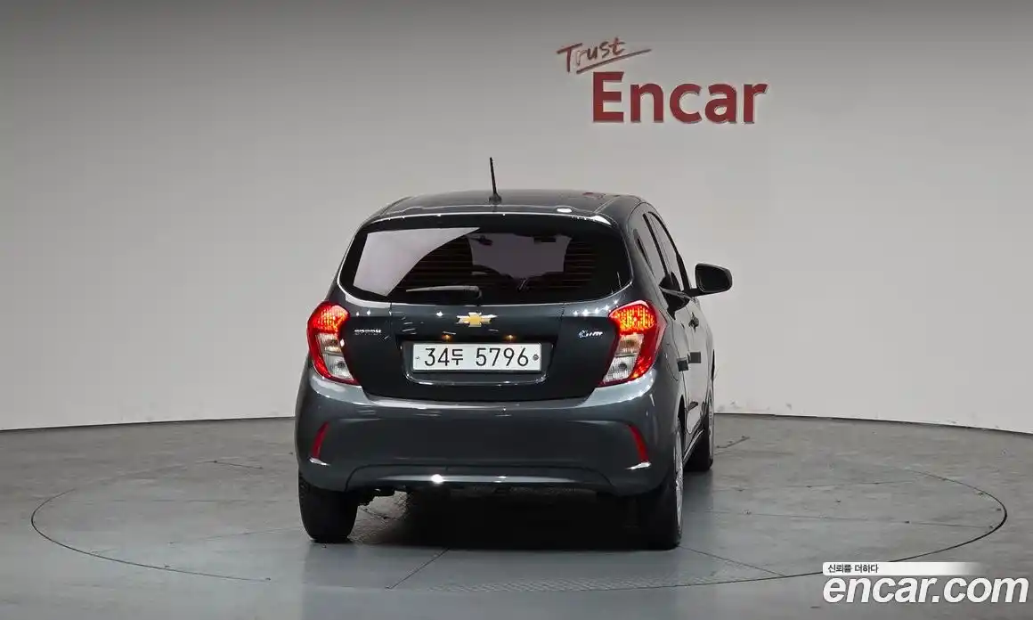 Chevrolet Spark 2018 1.0 Автомат в Москве № 527441, фото 4