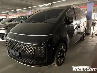 Hyundai Staria, 2025