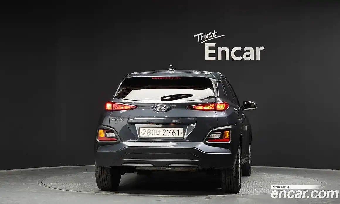 Hyundai Kona 2020 1.6 Автомат в Москве № 529723, фото 4