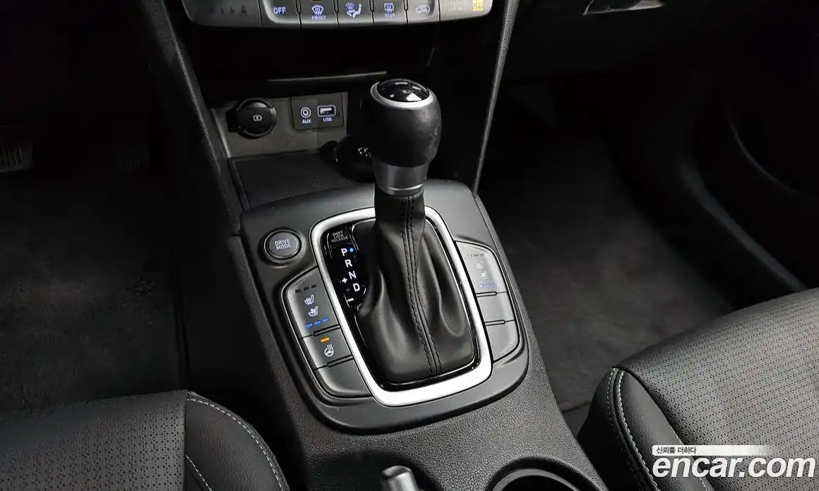 Hyundai Kona 2020 1.6 Автомат в Москве № 529723, фото 9