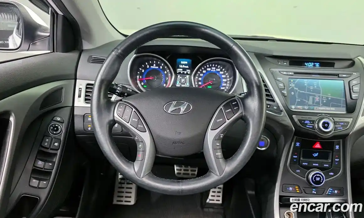 Hyundai Avante 2015 1.6 Автомат в Москве № 529867, фото 13