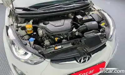 Hyundai Avante 2015 1.6 Автомат в Москве № 529867, миниатюра 6