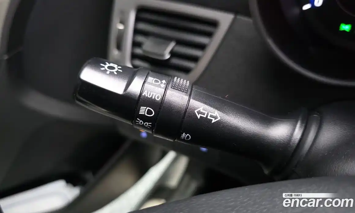 Hyundai Avante 2015 1.6 Автомат в Москве № 530516, фото 19