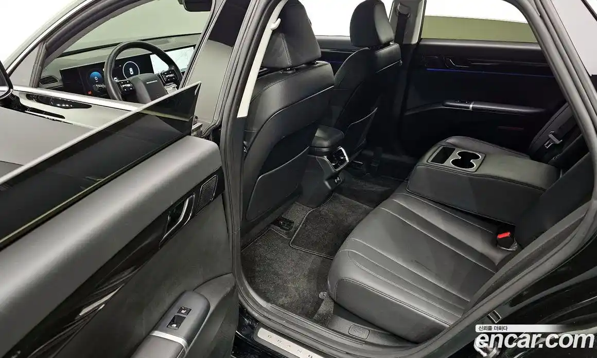 Hyundai Grandeur 2023 2.5 Автомат в Москве № 531047, фото 11