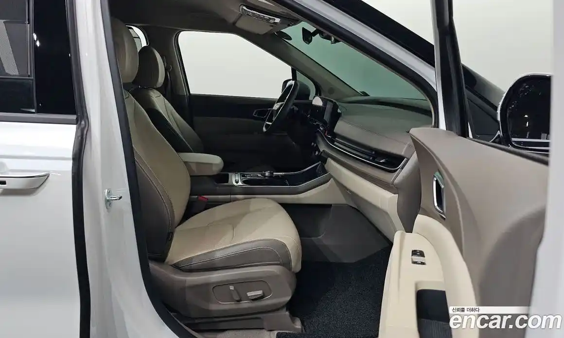 Kia Canival 2025 3.5 Автомат в Москве № 531834, фото 11