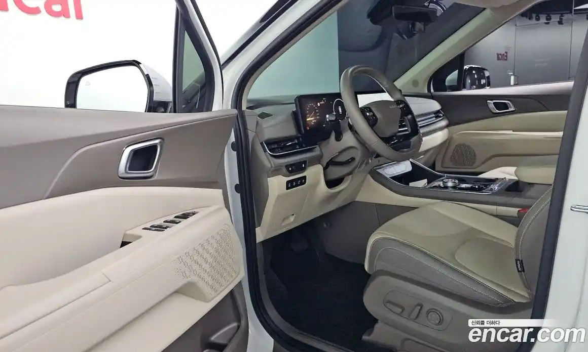 Kia Canival 2025 3.5 Автомат в Москве № 531834, фото 10