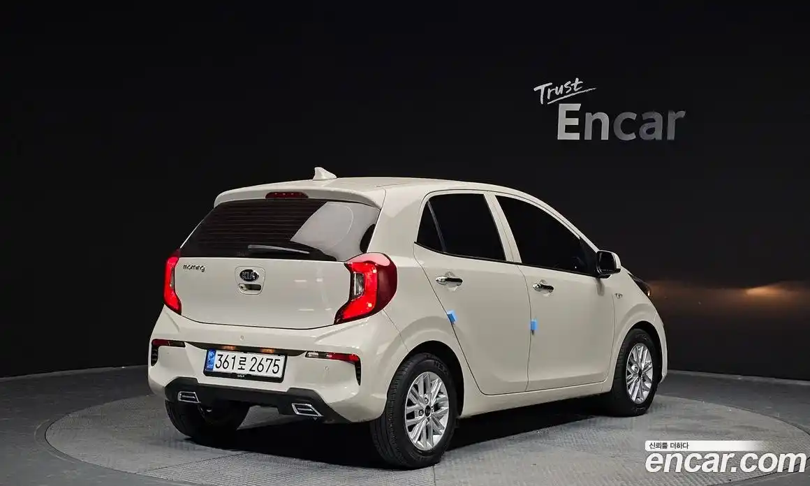 Kia Morning 2021 1.0 Автомат в Москве № 532585, фото 2