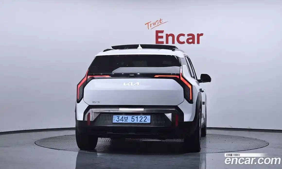 Kia EV3 2025 0.2 Автомат в Москве № 532936, фото 4