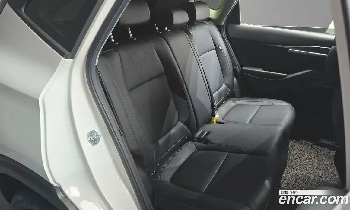 Kia Seltos 2021 1.6 Автомат в Москве № 533452, фото 12