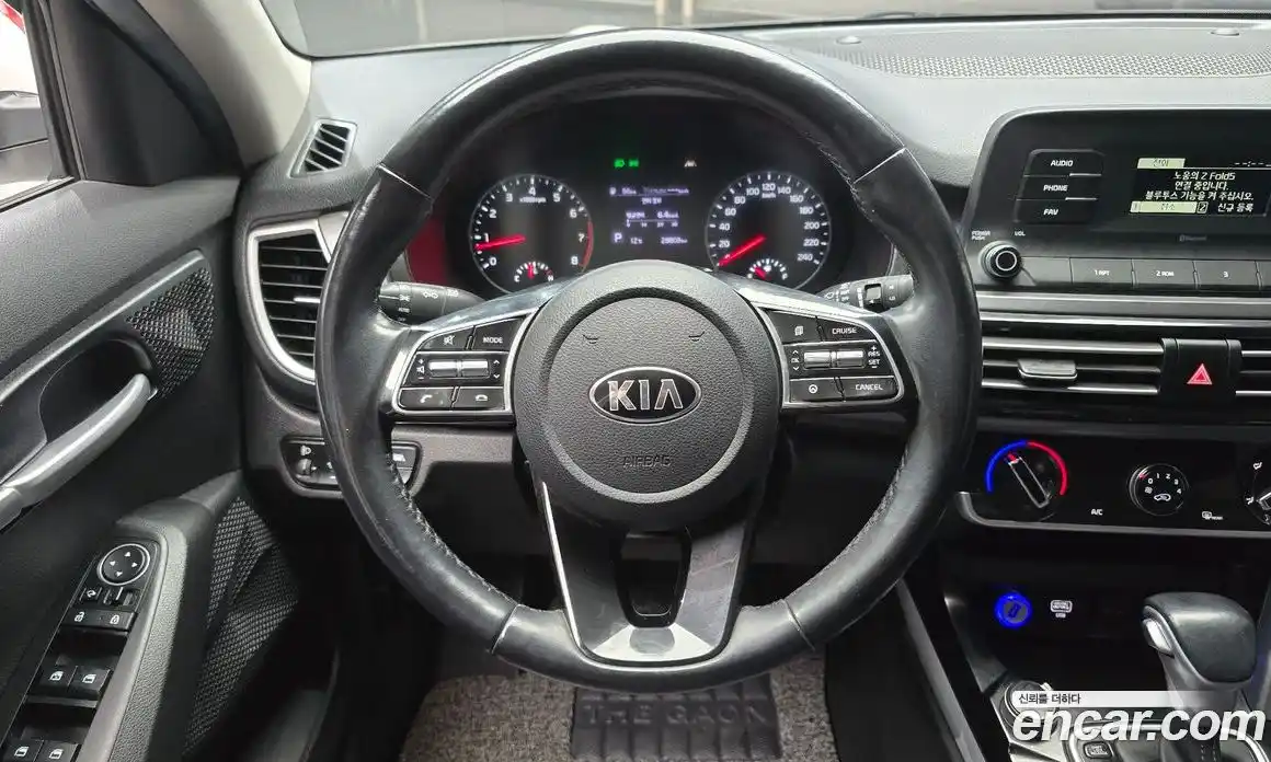 Kia Seltos 2021 1.6 Автомат в Москве № 533452, фото 14