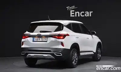 Kia Seltos 2021 1.6 Автомат в Москве № 533452, миниатюра 2