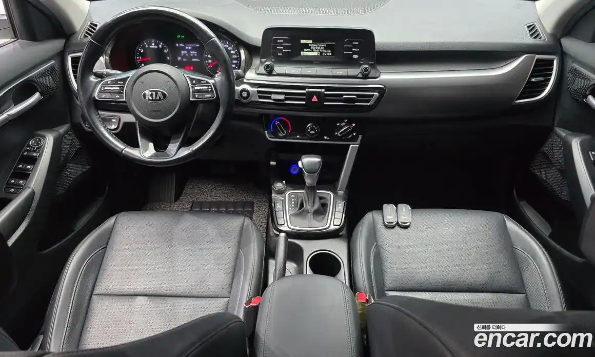 Kia Seltos 2021 1.6 Автомат в Москве № 533452, фото 7