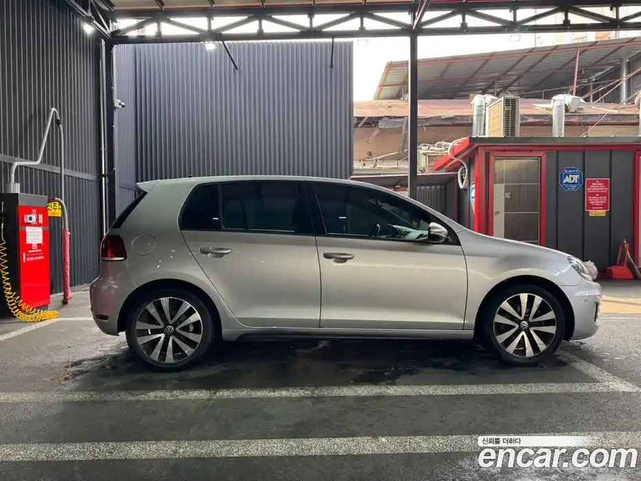 Volkswagen Golf 2012 2.0 Автомат в Москве № 534492, фото 3