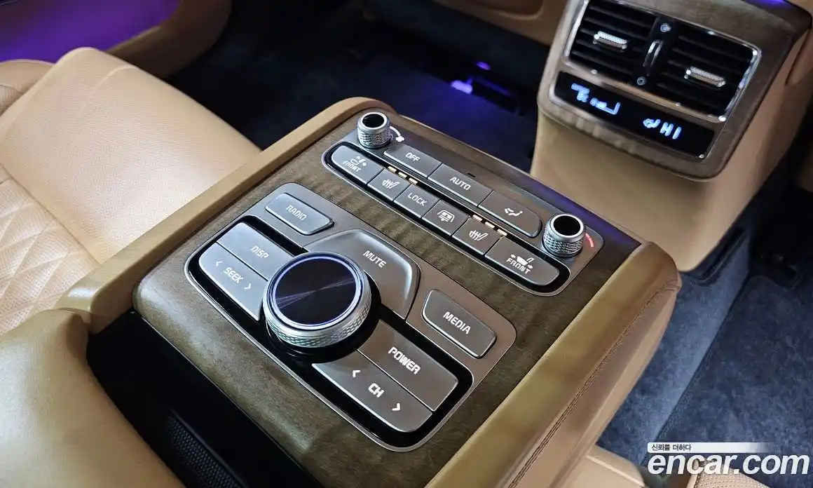 Kia K9 2022 3.8 Автомат в Москве № 534645, фото 18