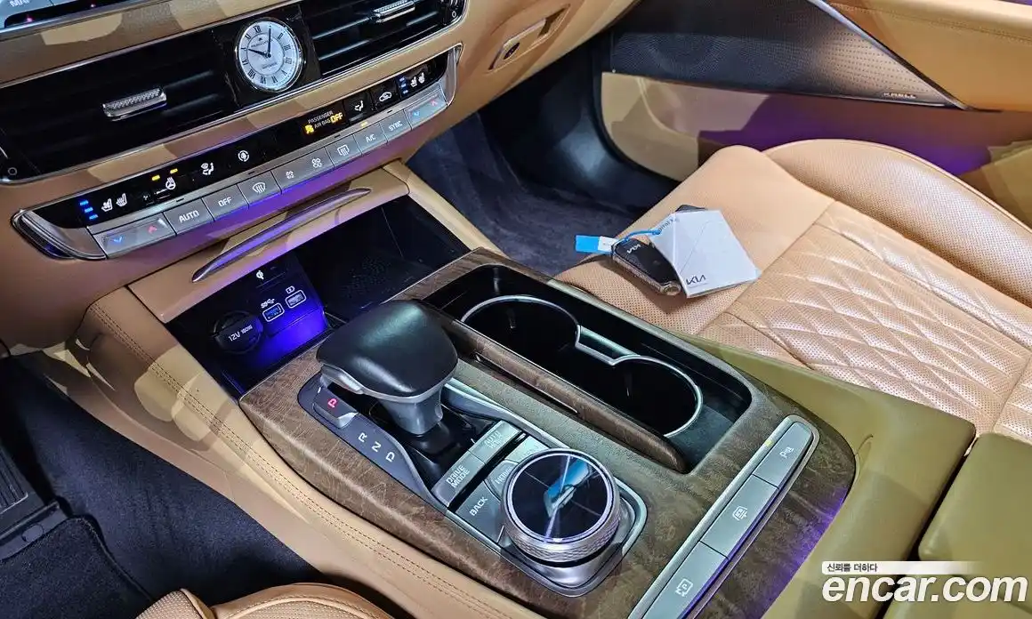 Kia K9 2022 3.8 Автомат в Москве № 534645, фото 9