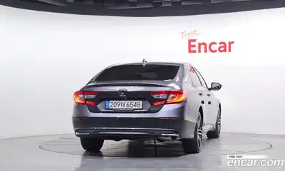 Honda Accord 2022 2.0 Автомат в Москве № 535092, миниатюра 4