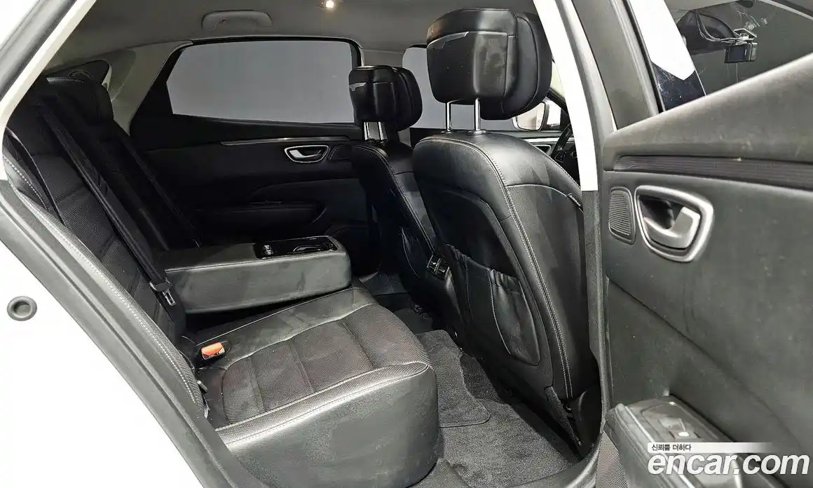 Renault SM6 2017 1.5 Автомат в Москве № 535866, фото 11