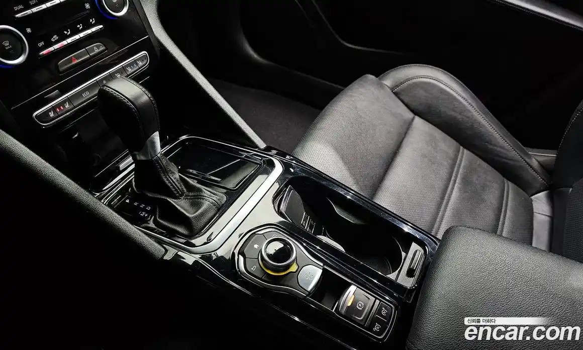 Renault SM6 2017 1.5 Автомат в Москве № 535866, фото 9