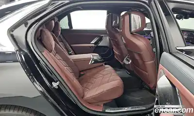 BMW 7-Series 2024 3.0 Автомат в Москве № 538166, миниатюра 12