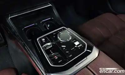 BMW 7-Series 2024 3.0 Автомат в Москве № 538166, миниатюра 9