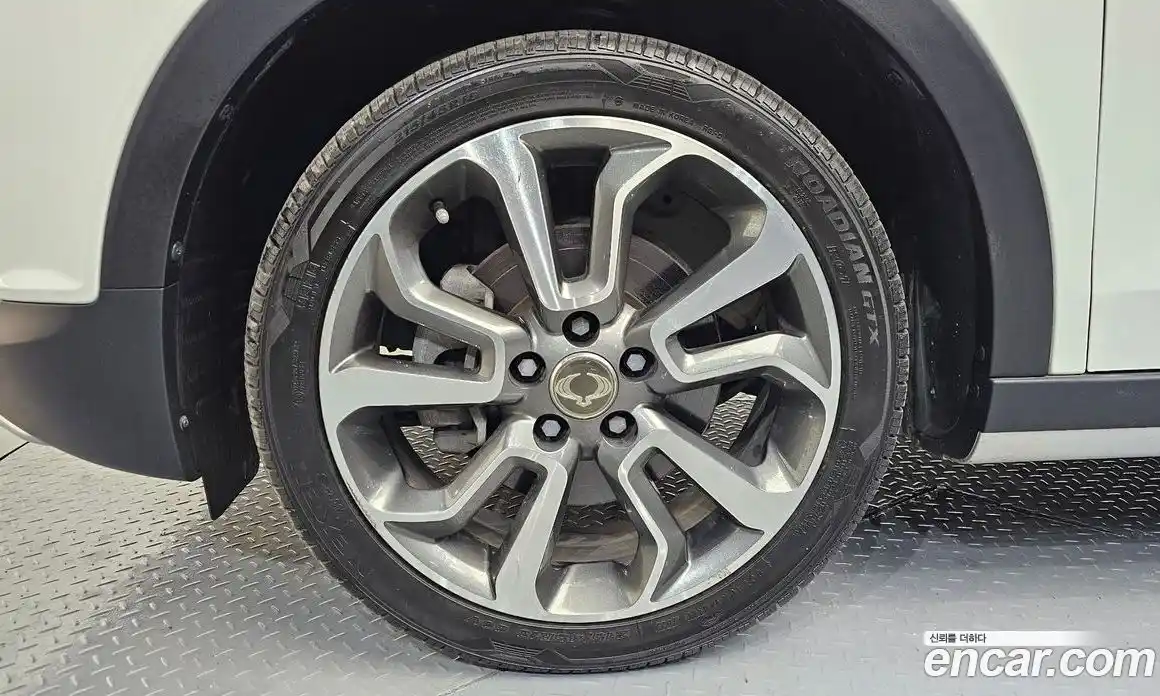 SsangYong TIBOLI 2016 1.6 Автомат в Москве № 538557, фото 5