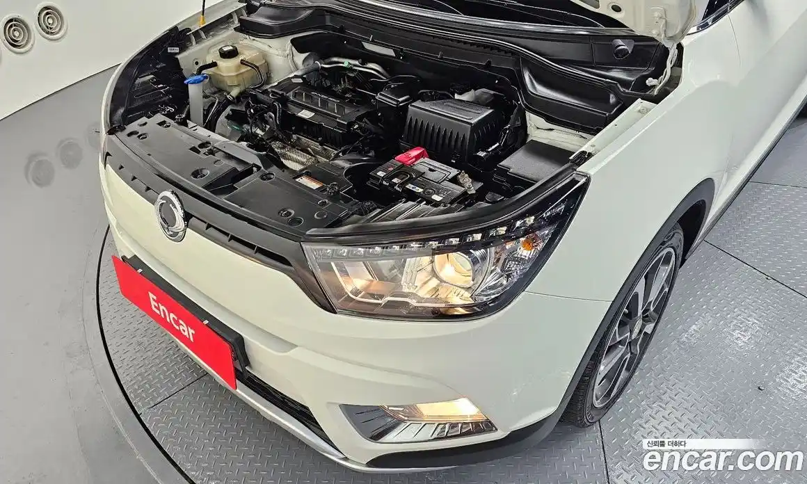 SsangYong TIBOLI 2016 1.6 Автомат в Москве № 538557, фото 6