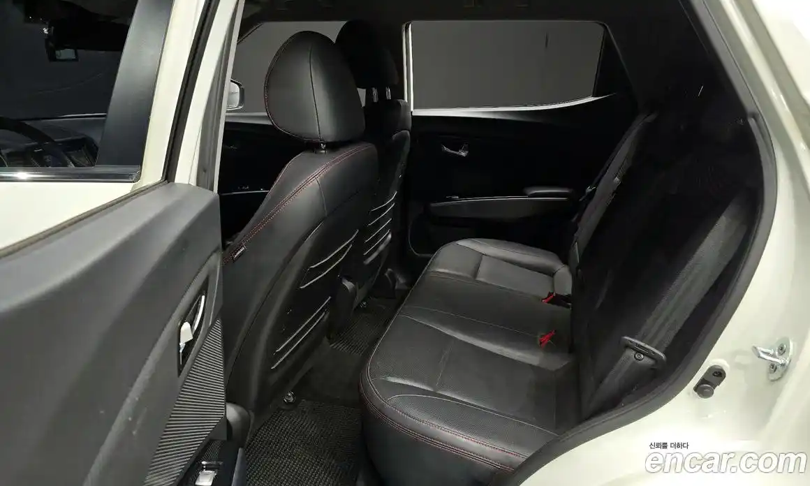 SsangYong TIBOLI 2016 1.6 Автомат в Москве № 539152, фото 13